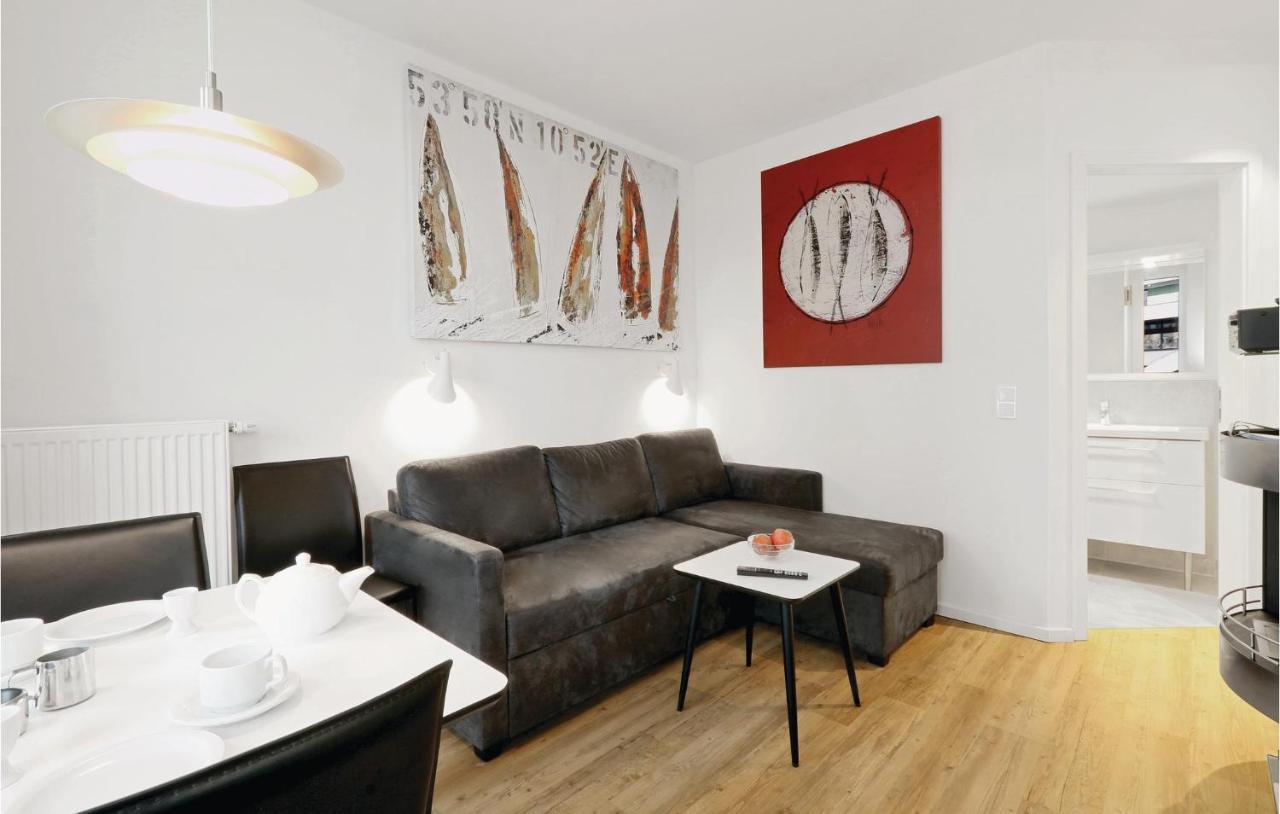 1 Bedroom Stunning Apartment In Luebeck Travemuende Bagian luar foto